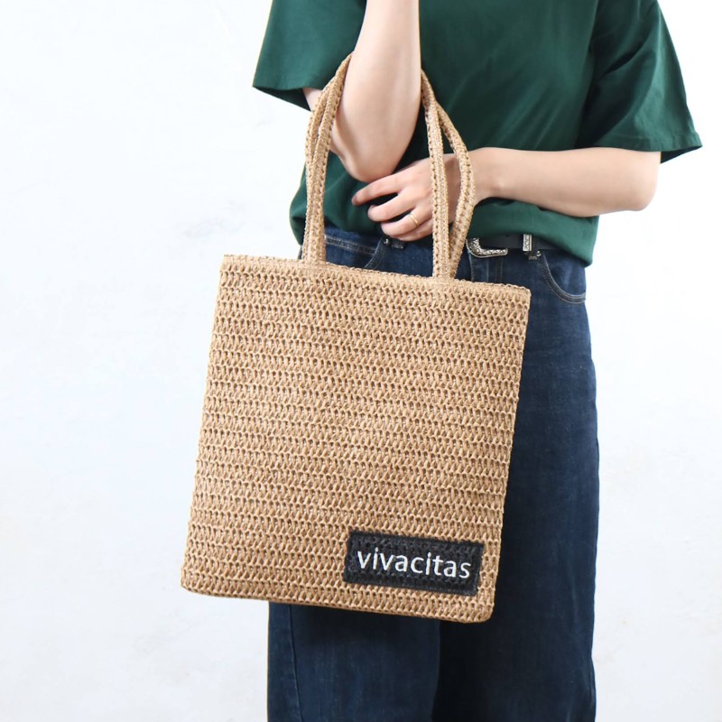 aristella  雑材パッチワークロゴトート /BE